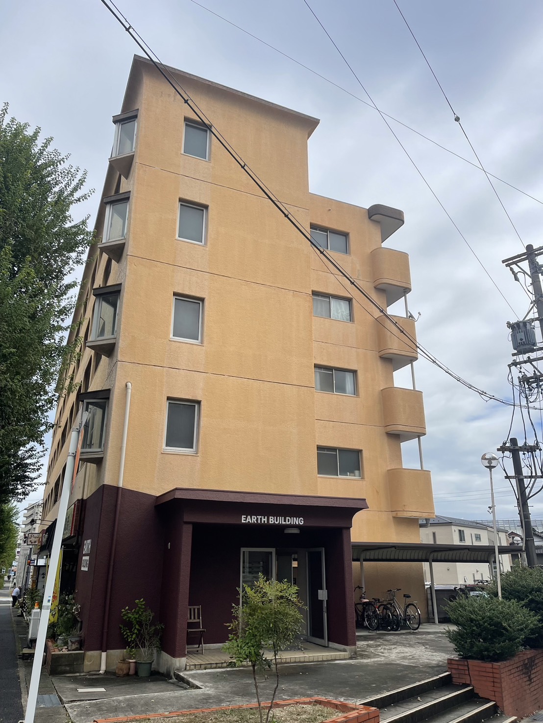 名古屋市名東区　アースビルディング　外部改修工事 | 足場工事