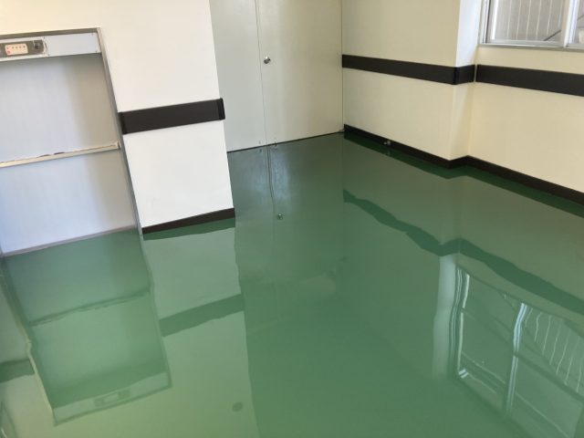 稲沢市　C中学校　給食室改修工事 | 塗床工事