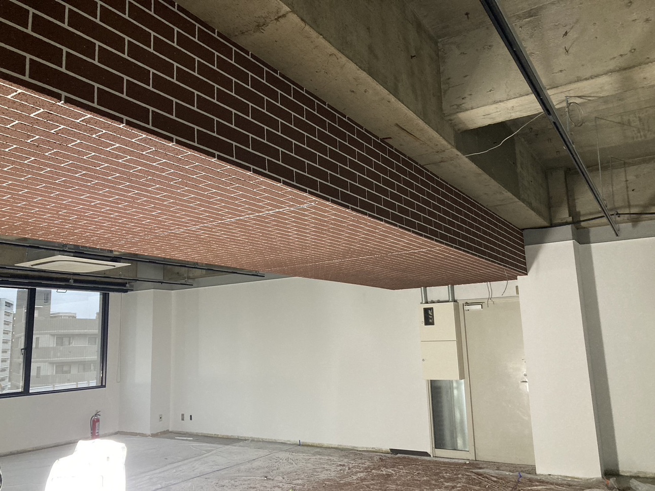 中区　オフィス　タイル調特殊塗装工事 | その他